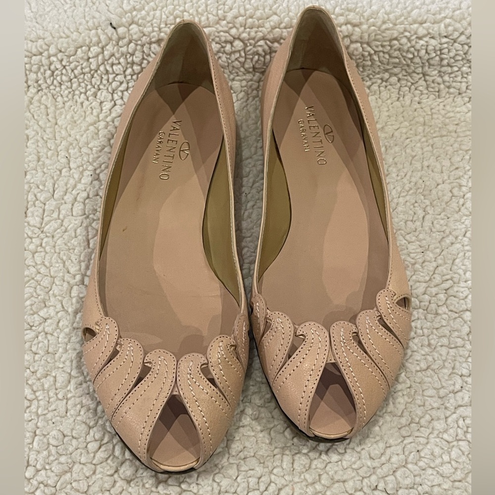 Valentino Garavani 40.5 Balerina Wave Peektoe- blush